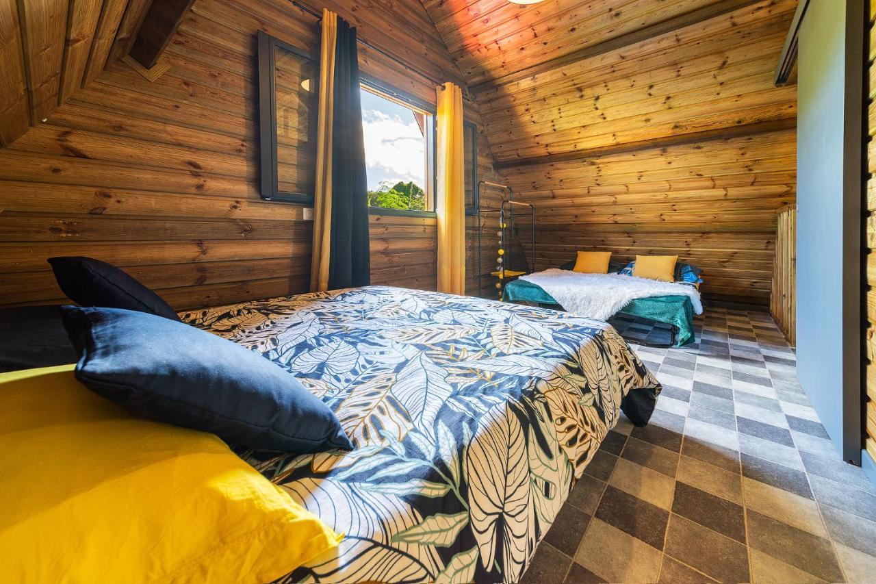 Charmant chalet avec jacuzzi Saint-Philippe Extérieur photo